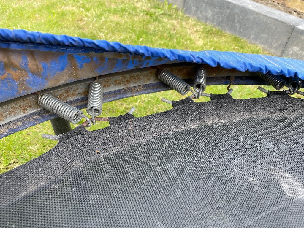 Trampoline, Ophalen, Gebruikt