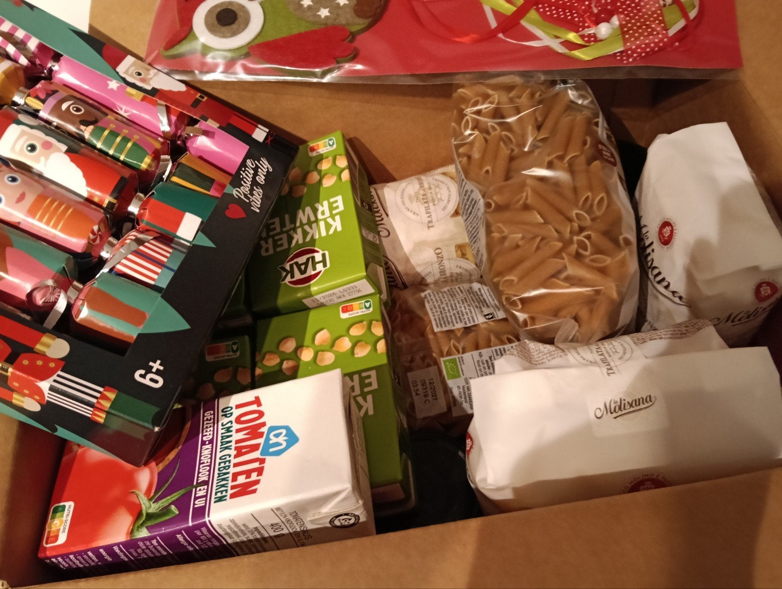 voedselpakket nr 3 goed gevud vanaf okt26, Verzenden