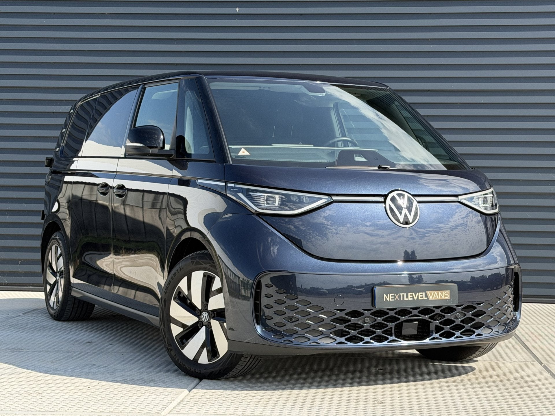 Volkswagen ID. Buzz Cargo Bulli edition 79 kWh | 1e Eigenaar, Auto's, Bestelauto's, Automaat, Gebruikt, Automatische klimaatregeling