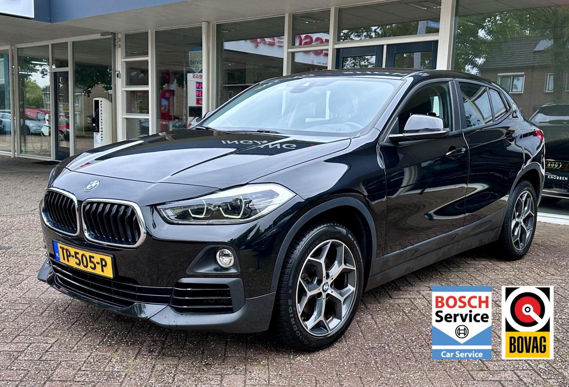 BMW X2 sDrive18i Led, Climat, Cruise, Navi, Pdc, LM.., Gebruikt, Euro 6, Met garantie (alle), Zwart