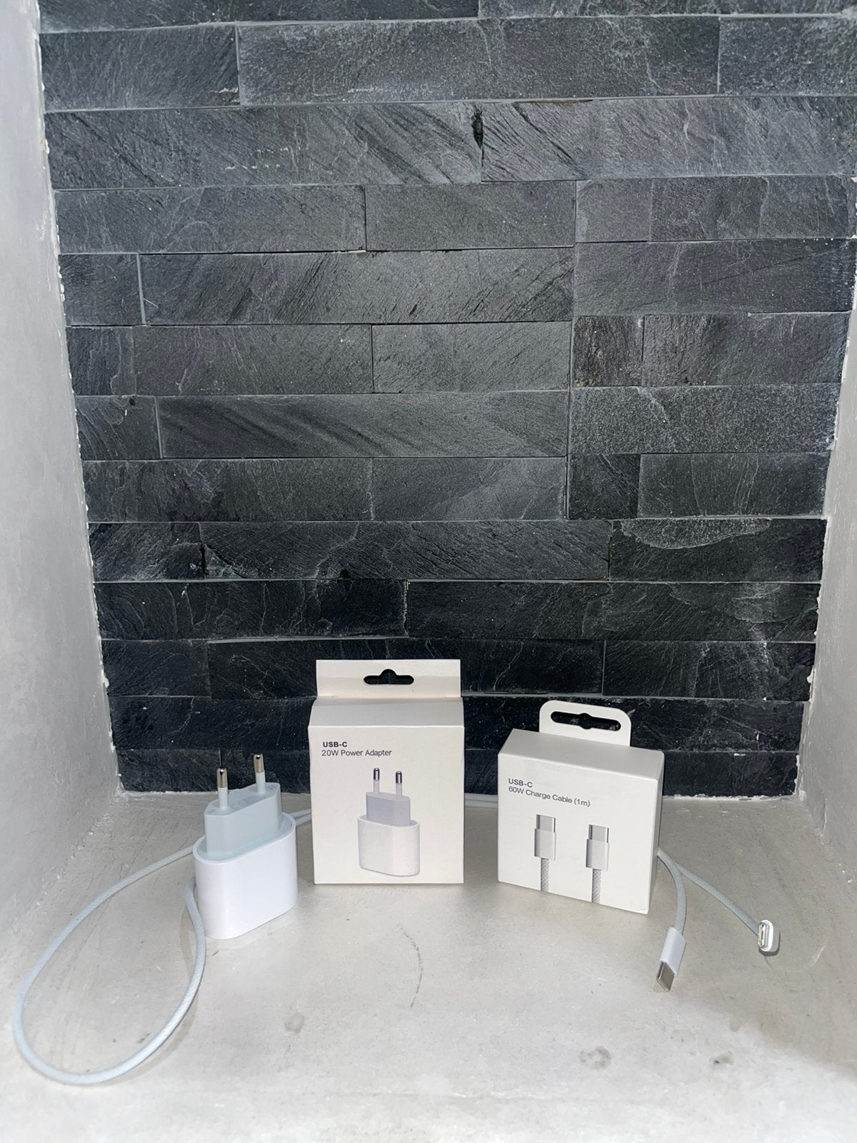 20w usb-c power adapter + 60w usb-c charge cabel, USB-C, Nieuw, Ophalen of Verzenden, Snellader