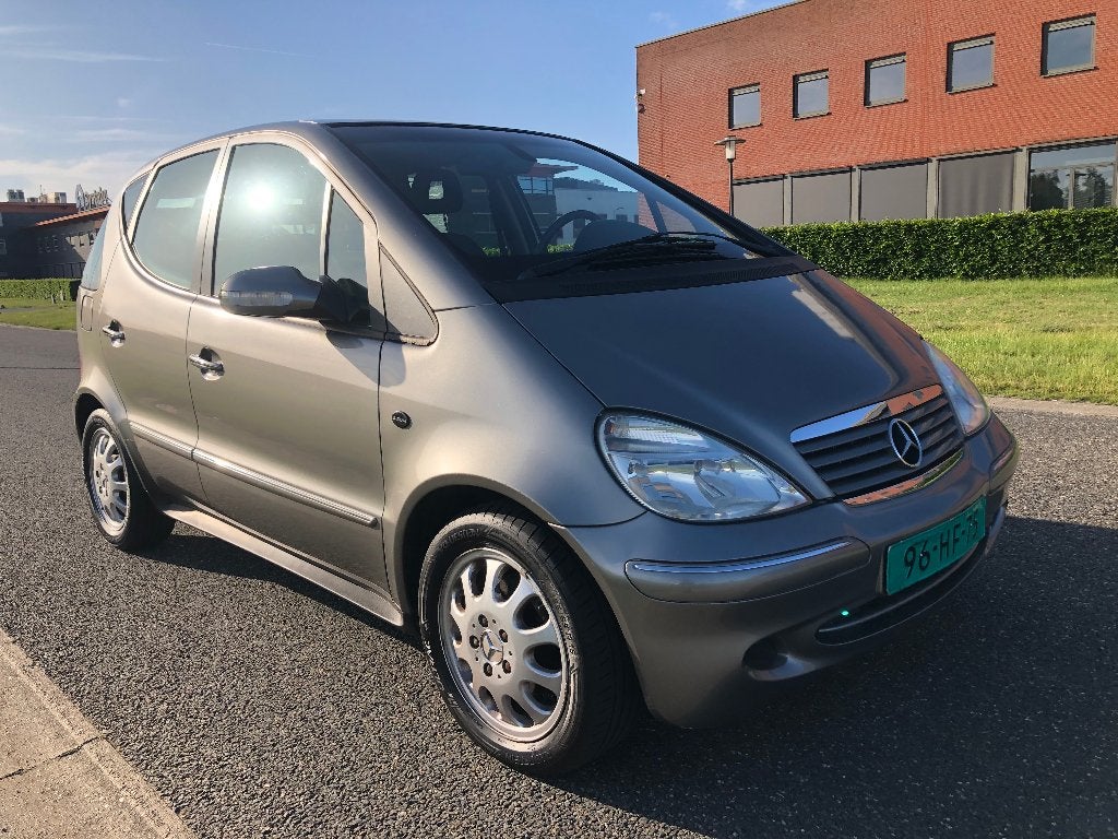Mercedes-Benz A-Klasse 1.4 A140 Zeer nette auto 108xxx km ., Voorwielaandrijving, Stof, 40 €/maand, Zwart