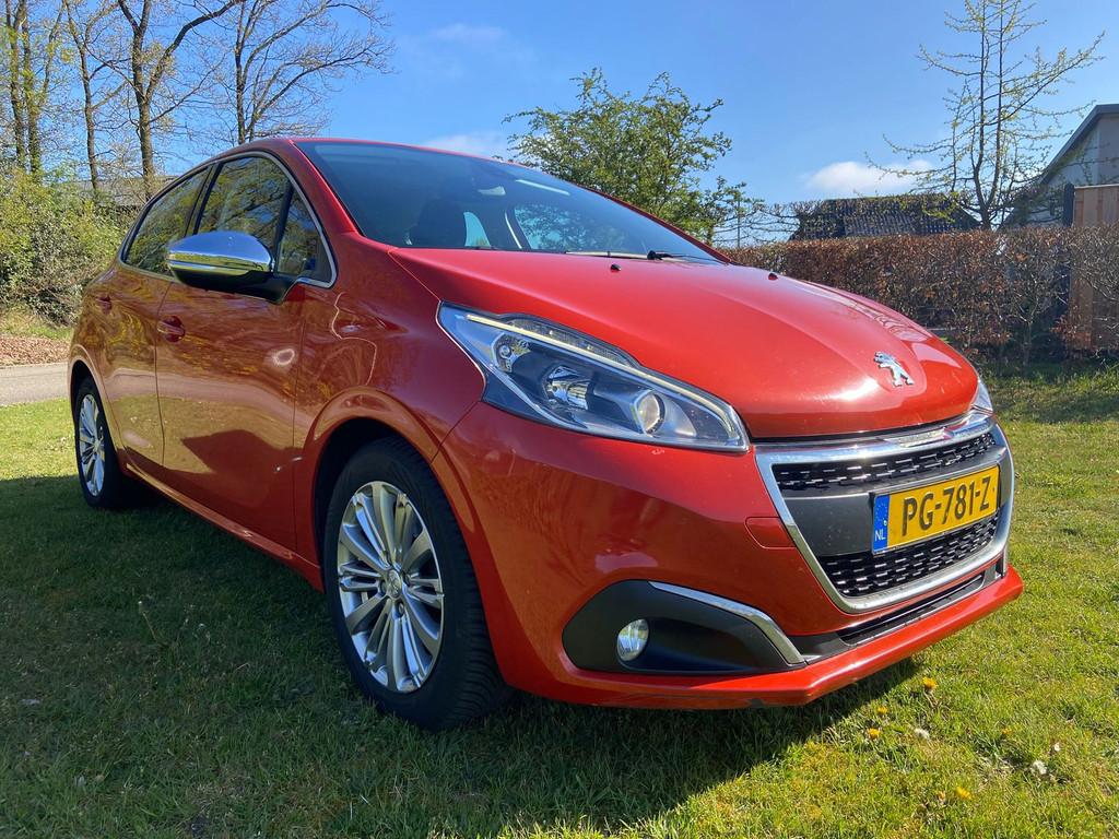Peugeot 208 1.6 BlueHDi Blue Lease Executive, Bj`2017, Trekh, Auto's, Voorwielaandrijving, Stof, Euro 6, Origineel Nederlands