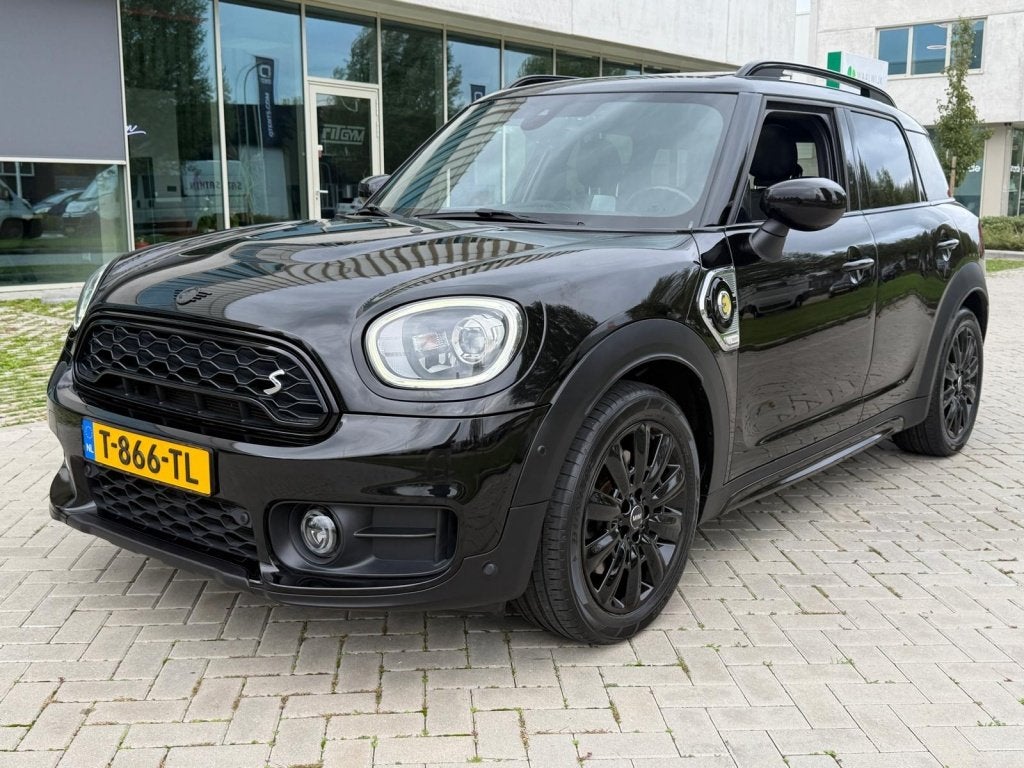 Mini Countryman 1.5 Cooper SE ALL4 Chili Black Full Option!, Auto's, Automaat, 136 pk, Gebruikt, Euro 6
