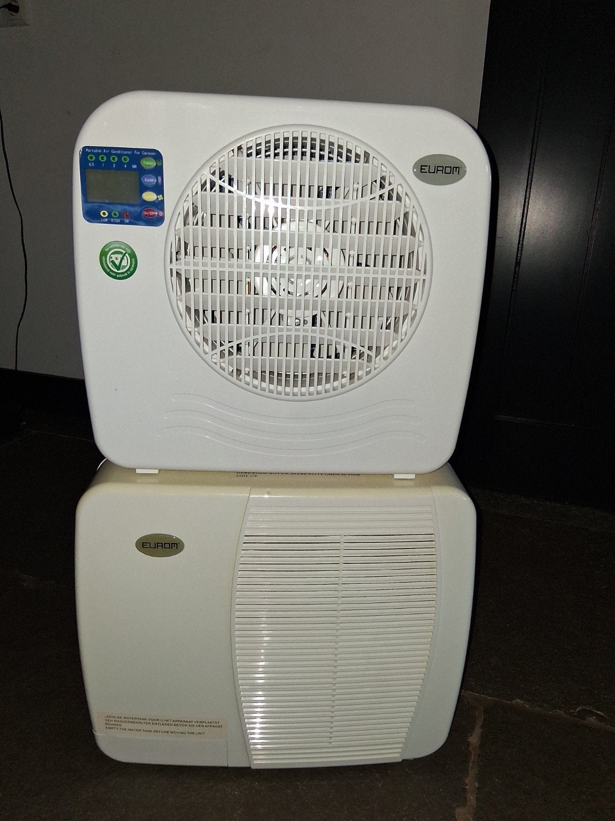 AC2401 Caravan split Airco – Weinig gebruikt, Caravans en Kamperen, Caravan accessoires, Zo goed als nieuw, Ophalen of Verzenden