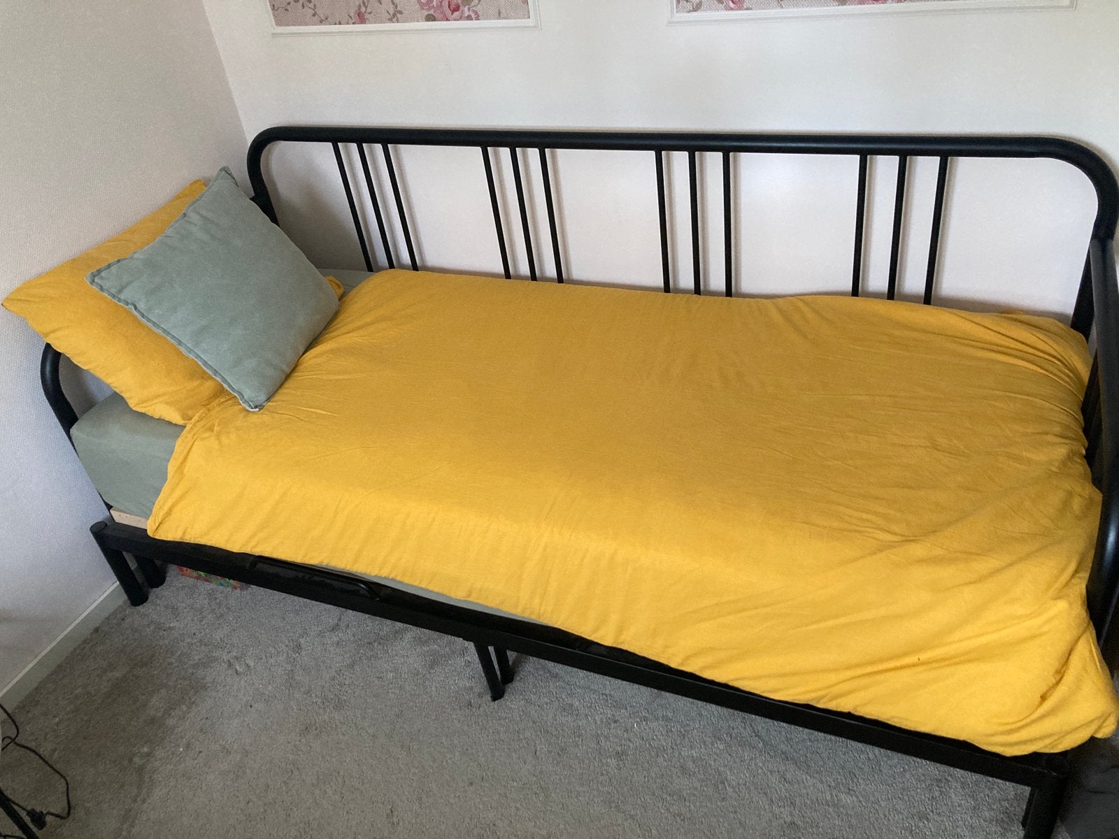Fyresdal bedbank Ikea zwart 80x200, Huis en Inrichting, Slaapkamer | Slaapbanken, Ophalen, Zwart, Tweepersoons, 140 cm