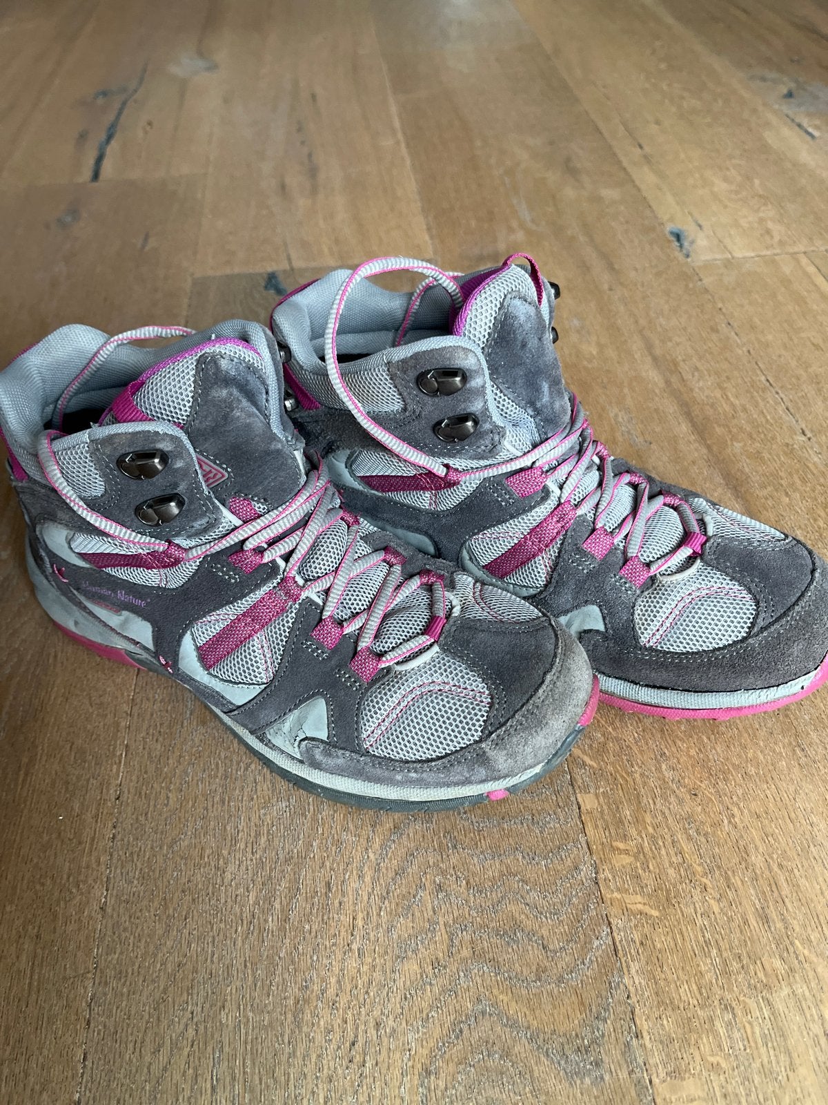 Human Nature waterdichte wandelschoenen - grijs/roze maat 40, Sport en Fitness, Ophalen of Verzenden, Gebruikt, Schoenen
