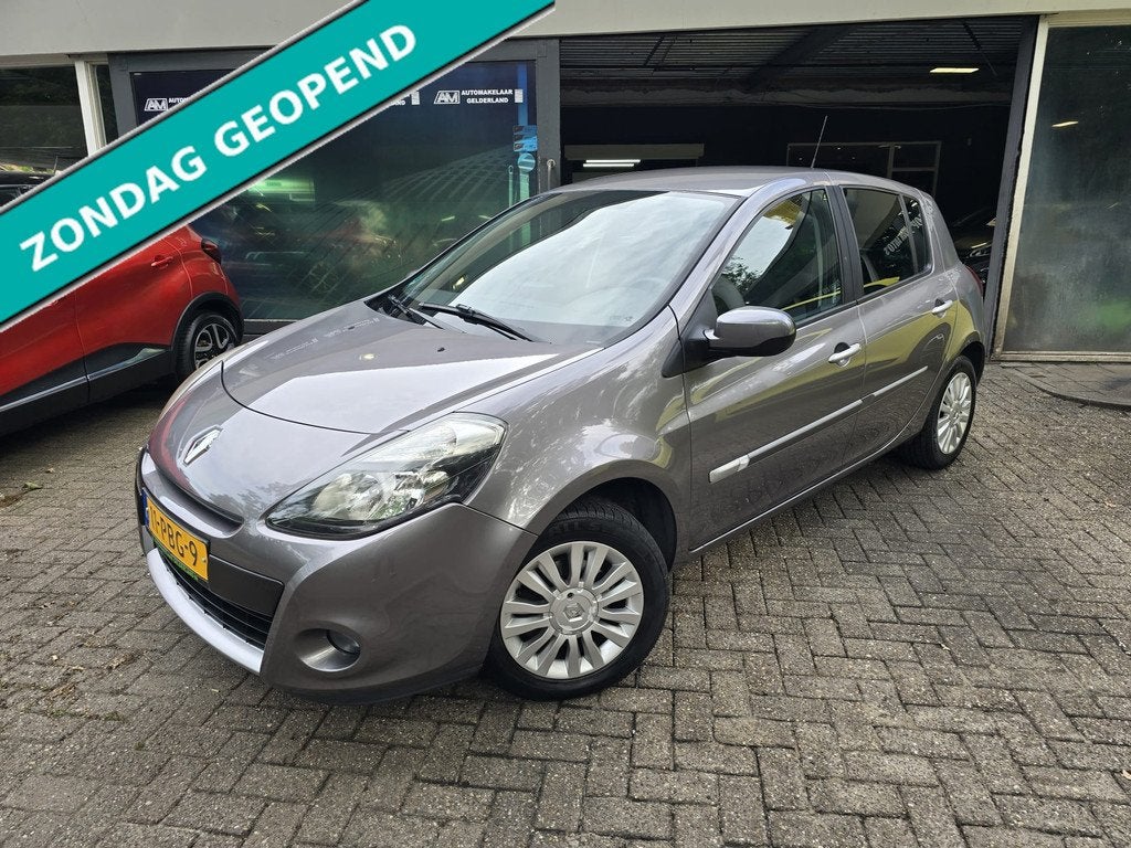 Renault Clio 1.2 Collection | 2E EIGENAAR | NL AUTO | LAGE K, Voorwielaandrijving, Euro 5, Gebruikt, 4 cilinders
