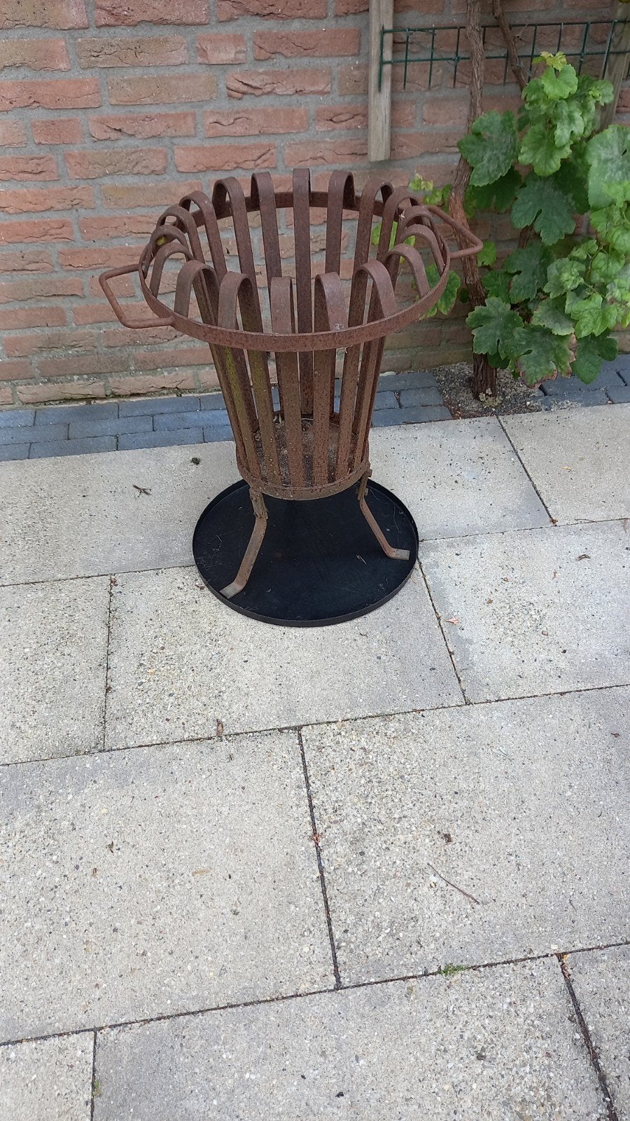 Zware ijzeren vuurkorf, Tuin en Terras, Ophalen, Gebruikt