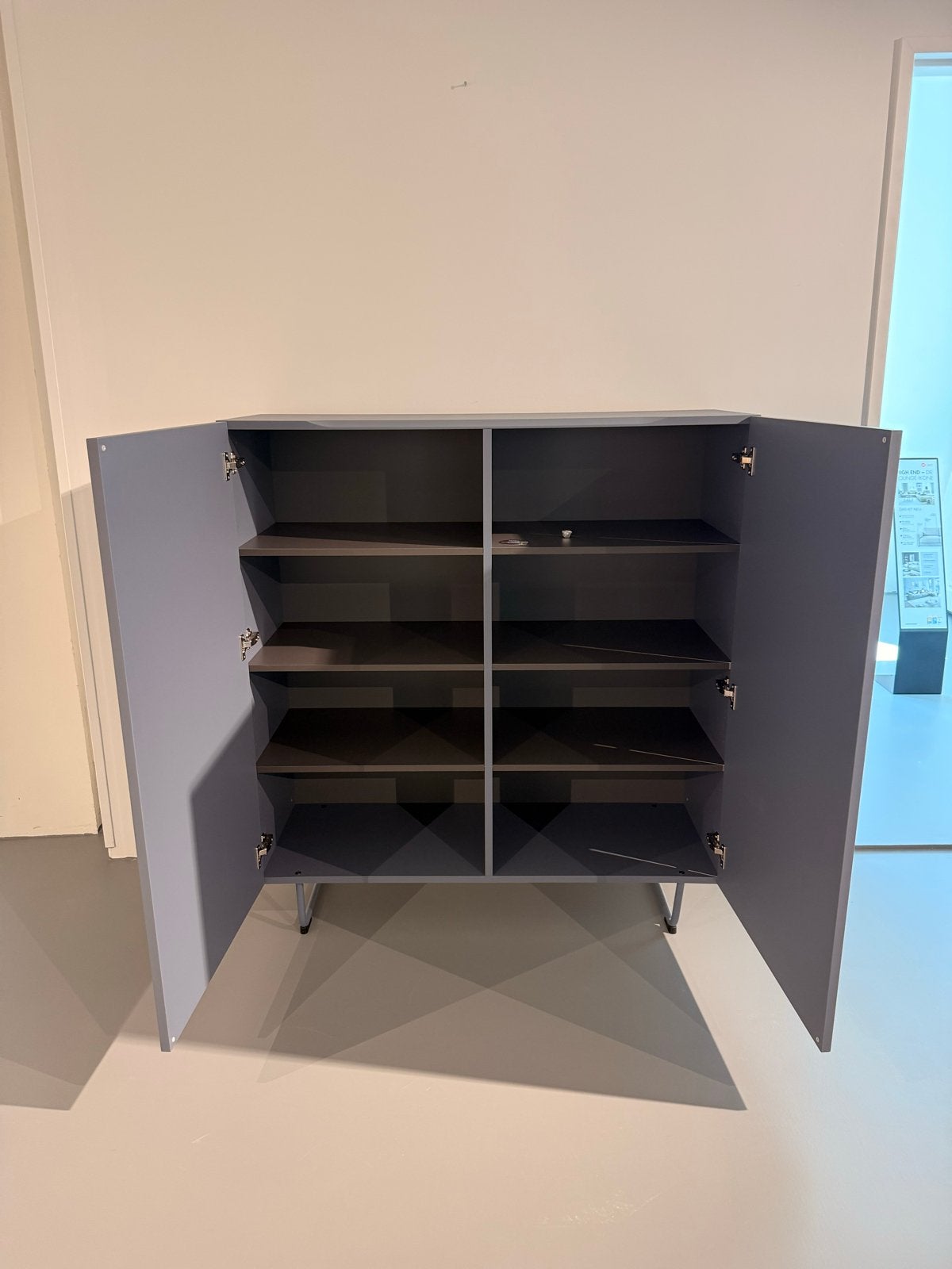 Nieuwe blauwe Tenzo kast - 131x120x43 cm, Ophalen, 100 tot 150 cm, Nieuw, 25 tot 50 cm