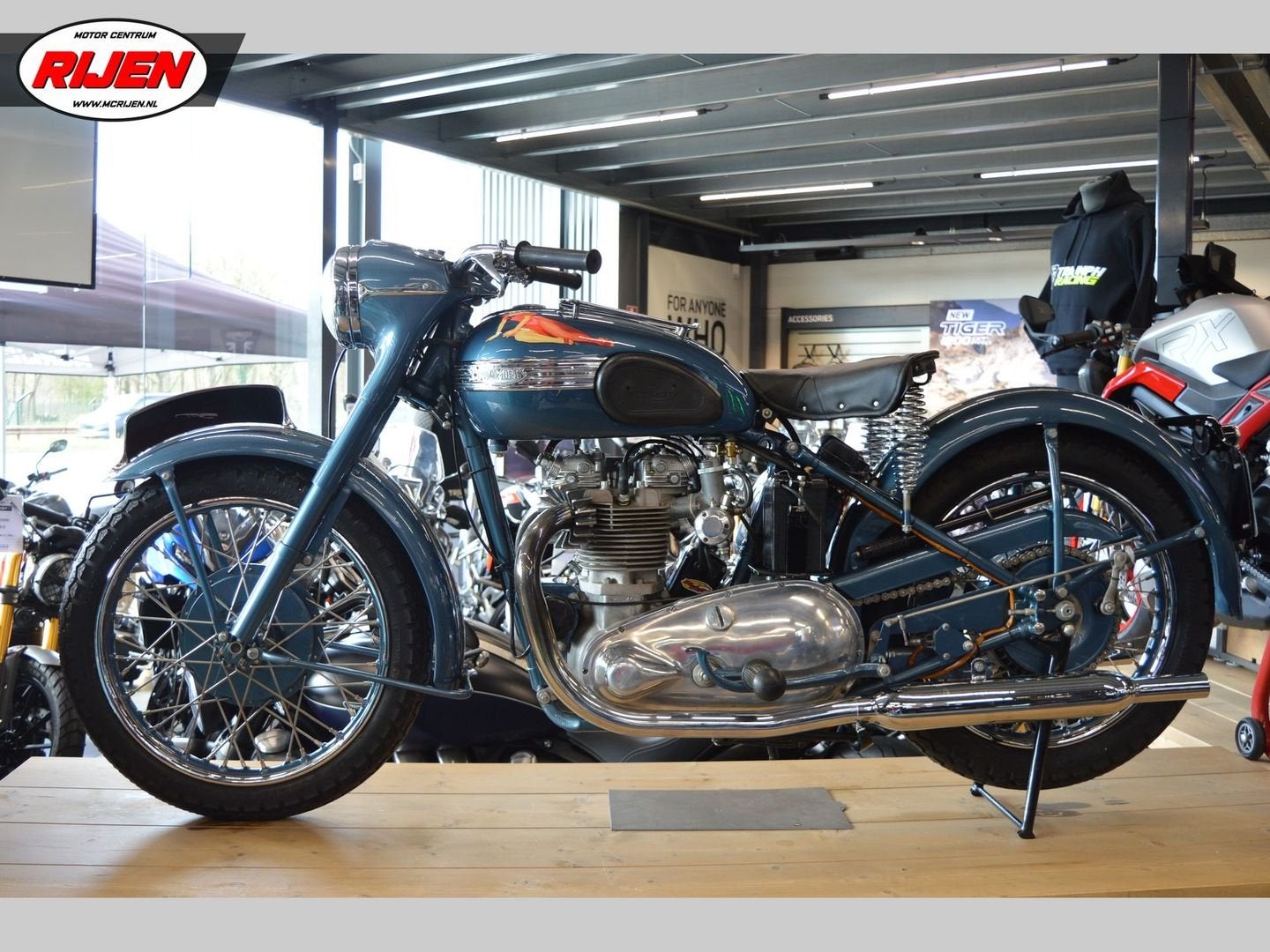 TRIUMPH THUNDERBIRD GT SPRUNG HUB (bj 1951), Motoren, Motoren | Triumph, 2 cilinders, 648 cc, Bedrijf, Onbekend