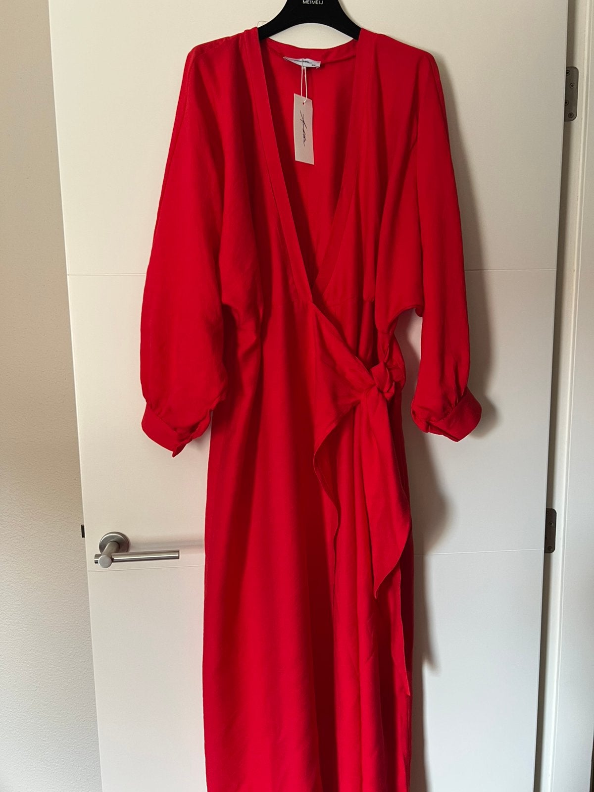 Wikkeljurk rood Ambika maat S/M, Maat 38/40 (M), Nieuw, Ophalen of Verzenden, Rood