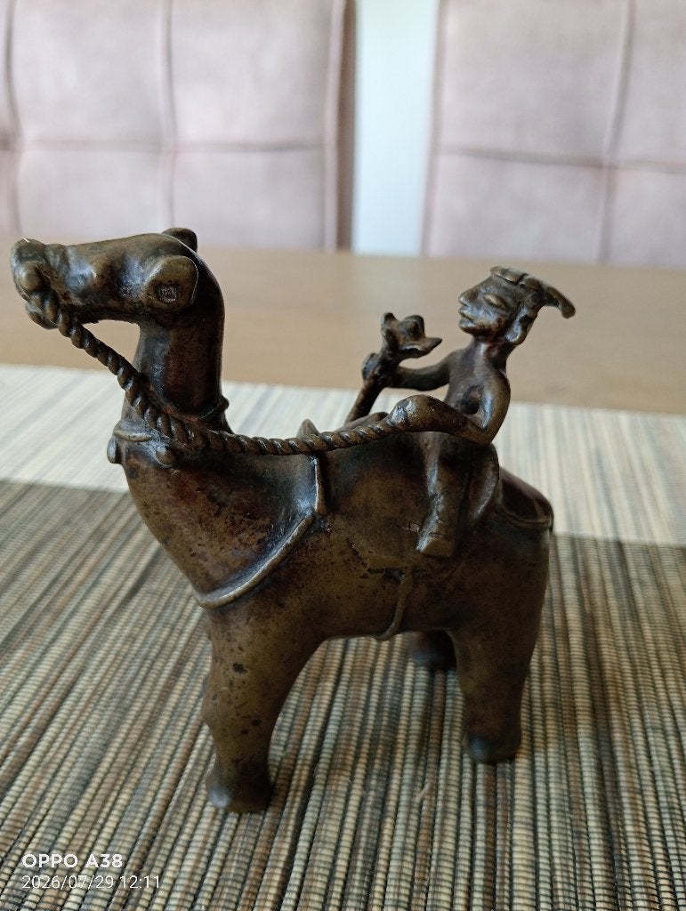 Bronzen speelgoed kameel met ruiter India, Ophalen of Verzenden