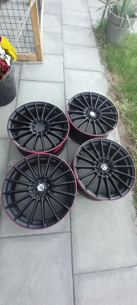 Set 17 inc velgen, Auto diversen, Ophalen, Gebruikt