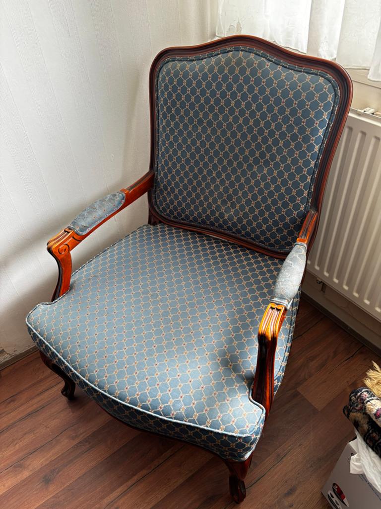 Antieke fauteuil met blauw patroon, Antiek en Kunst, Ophalen