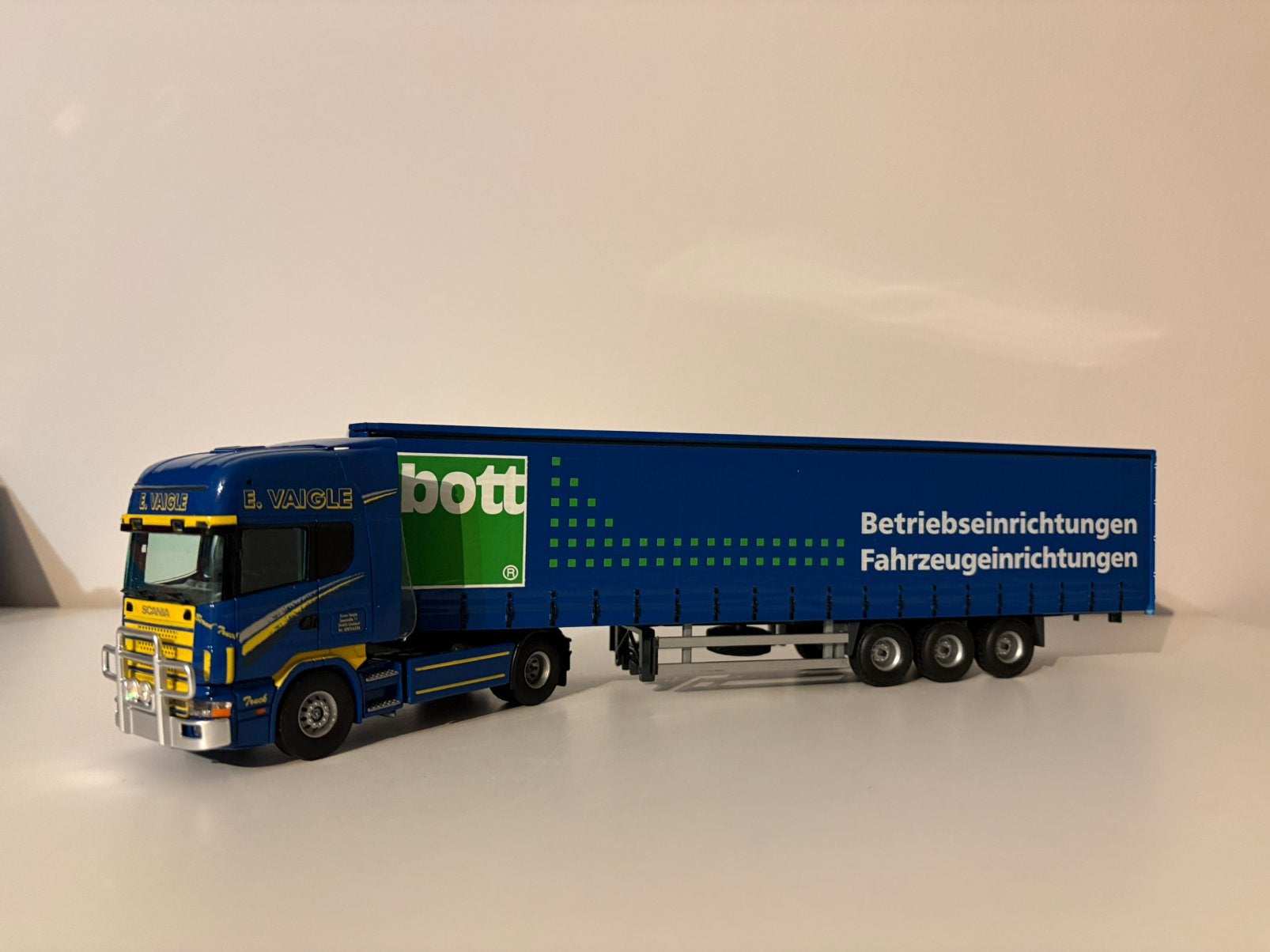 Scania 144L Vaigle Tekno, Verzenden, Zo goed als nieuw, Bus of Vrachtwagen, Tekno