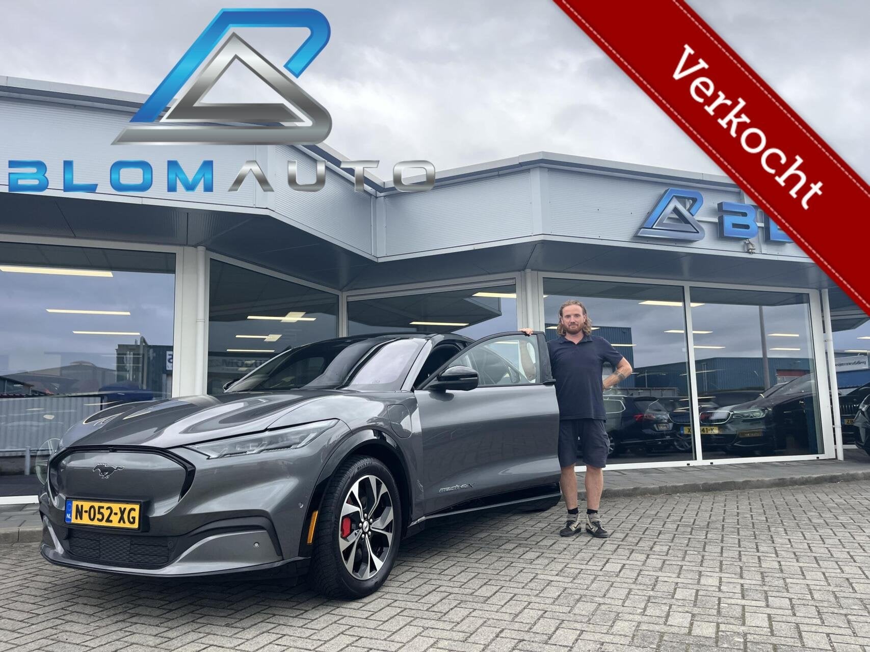 Ford Mustang Mach-E 338PK AWD 98 kWh PANO+TREKHAAK+B&O SOH92, Auto's, Automaat, Dealer onderhouden, 98 kWh, Gebruikt