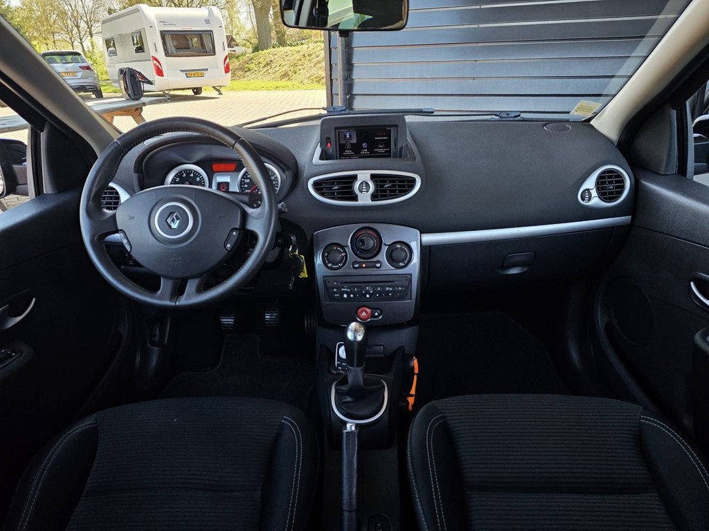 Renault Clio Estate 1.2 TCE Collection | Airco | Navi | Trek, Voorwielaandrijving, Euro 5, 535 kg, Gebruikt