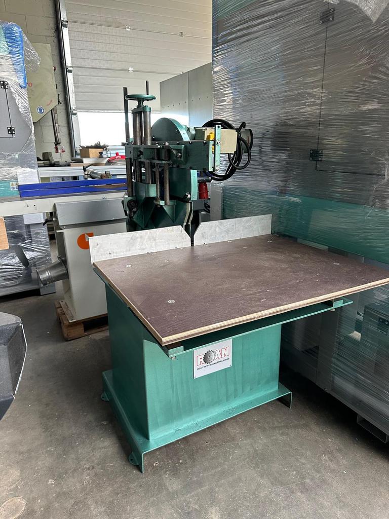 Graulle 200 N Afkort zagen met meetsysteem., Doe-het-zelf en Verbouw, Gereedschap | Zaagmachines, 70 mm of meer, Ophalen of Verzenden