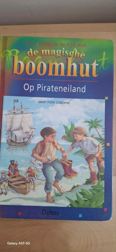 De magische boomhut, Ophalen of Verzenden, Zo goed als nieuw