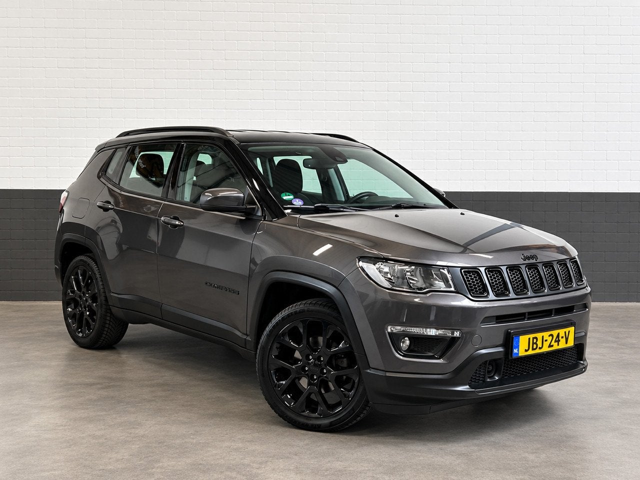 Jeep COMPASS 1.3T Night Eagle 1750 trekgewicht, Apple-Androi, Auto's, Voorwielaandrijving, 4 cilinders, Leder en Stof, Bedrijf