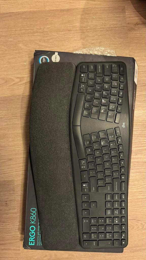 Logitech K860 Ergo Ergonomisch Draadloos Toetsenbord QWERTY, Computers en Software, Toetsenborden, Ergonomisch, Ophalen of Verzenden
