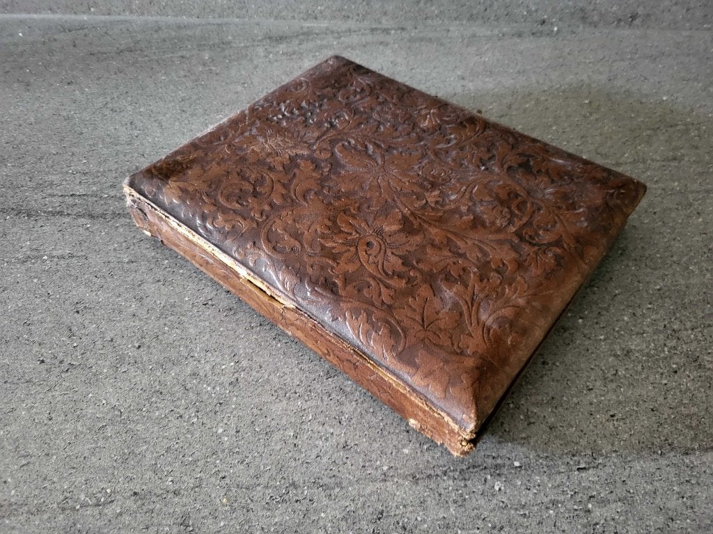 Antiek fotoalbum, Verzamelen, Foto's en Prenten, Gebruikt, Foto, Ophalen of Verzenden, Voor 1940