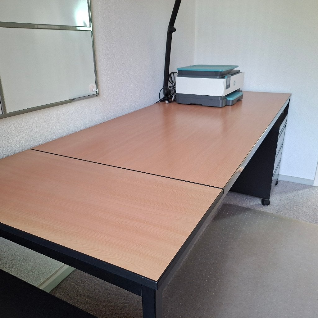 Degelijk bureau, Demontabel, 160 cm, Gebruikt, Hout