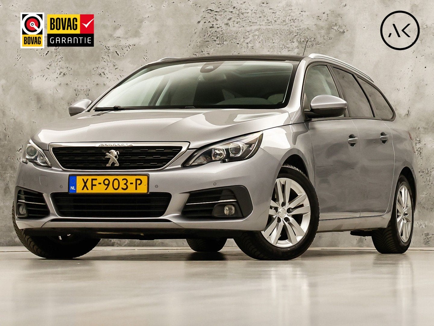 Peugeot 308 SW 1.2 PureTech Luxury Sport (NAP, GROOT NAVI, P, Voorwielaandrijving, 12 maanden, Stof, Gebruikt