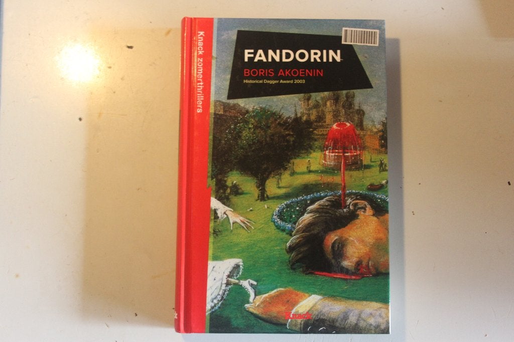 802z - boek - fandorin - boris akoenin, Ophalen of Verzenden, Gelezen