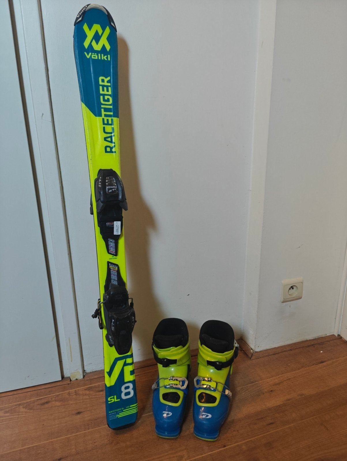 Dalbello kinder skischoenen & Völkl Racetiger SL 8 ski's, Ophalen