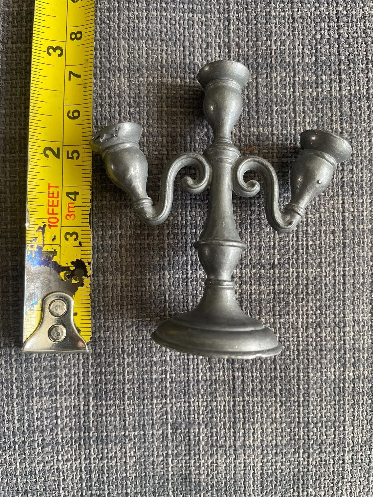 Oud mooi Tinnen Mini Kandelaartje van 7 cm hoog., Ophalen of Verzenden, Overige materialen