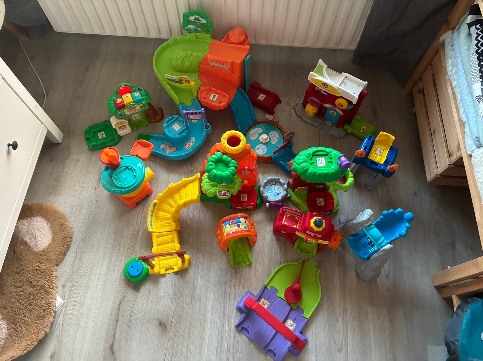 Grote verzameling Toet Toet en Zoef Zoef Vtech, Ophalen, Gebruikt, 2 tot 4 jaar