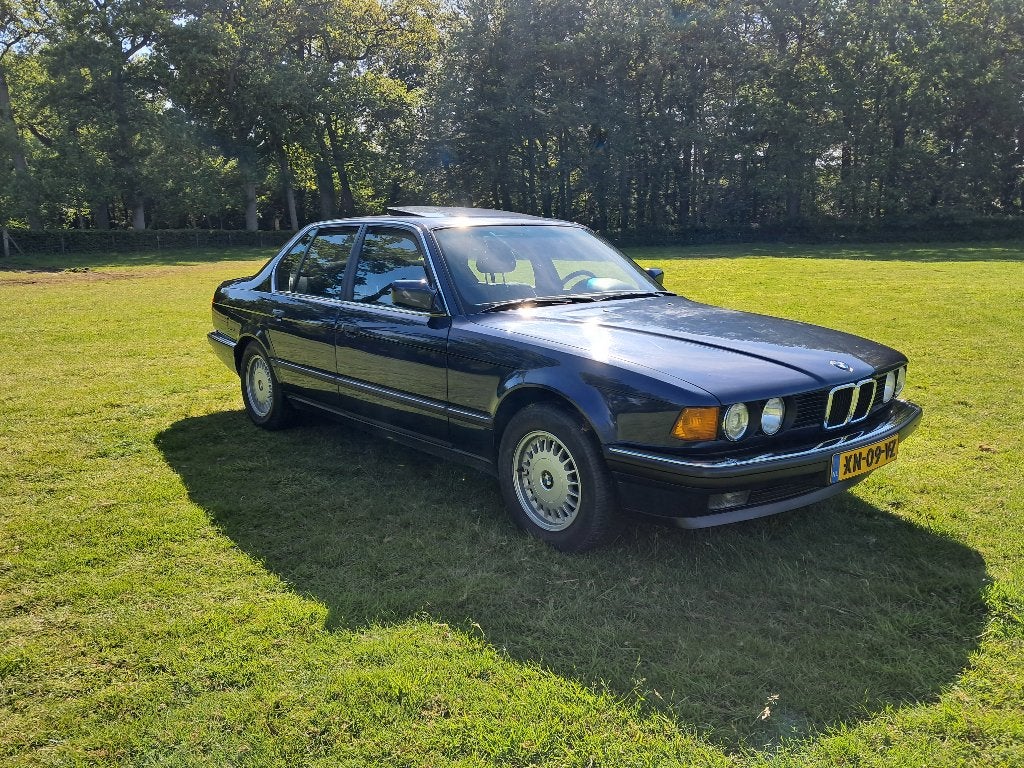BMW 735I E32 1989 volledig origineel, Ned. auto, 3e eigenaar, Auto's, BMW, 3430 cc, Achterwielaandrijving, Elektrische ramen, Blauw