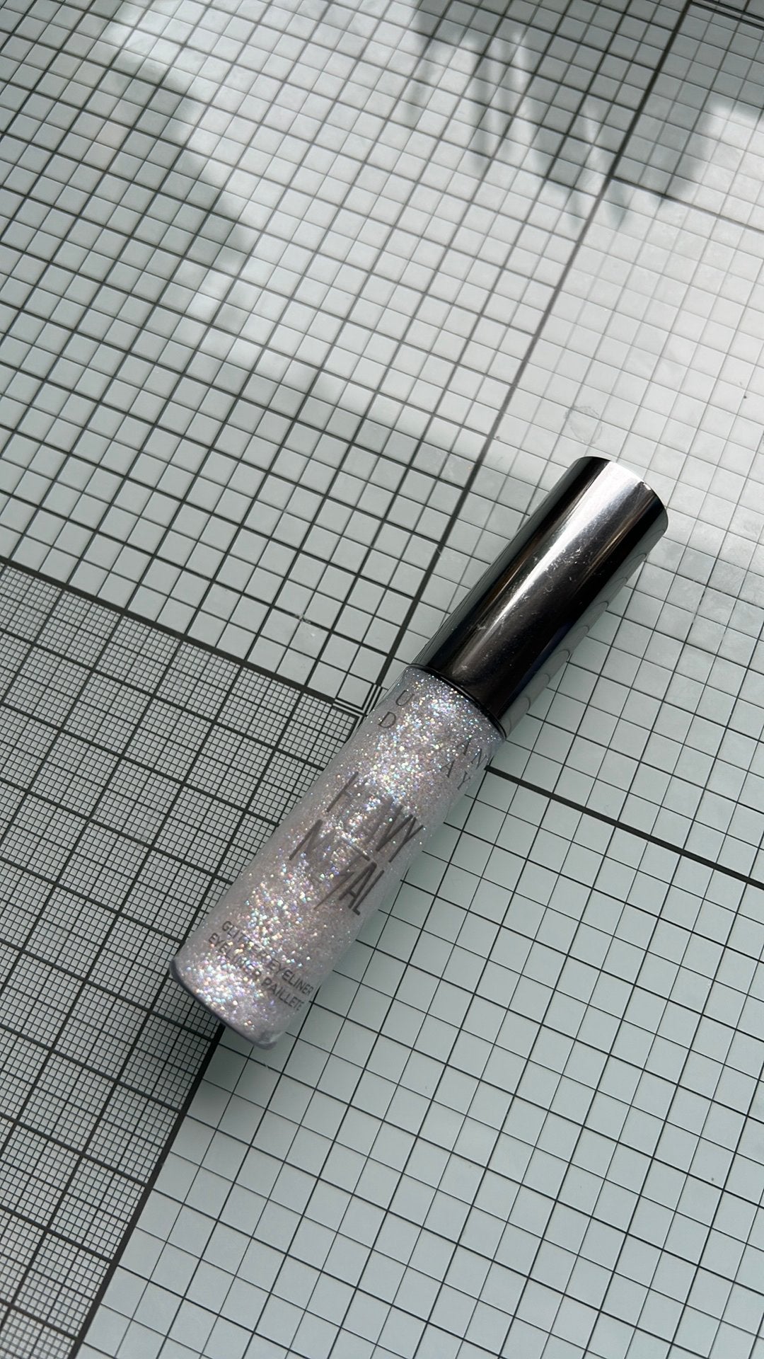 Urban decay heavy metal glitter eyeliner in pyro, Sieraden, Tassen en Uiterlijk, Ophalen of Verzenden, Zo goed als nieuw, Ogen