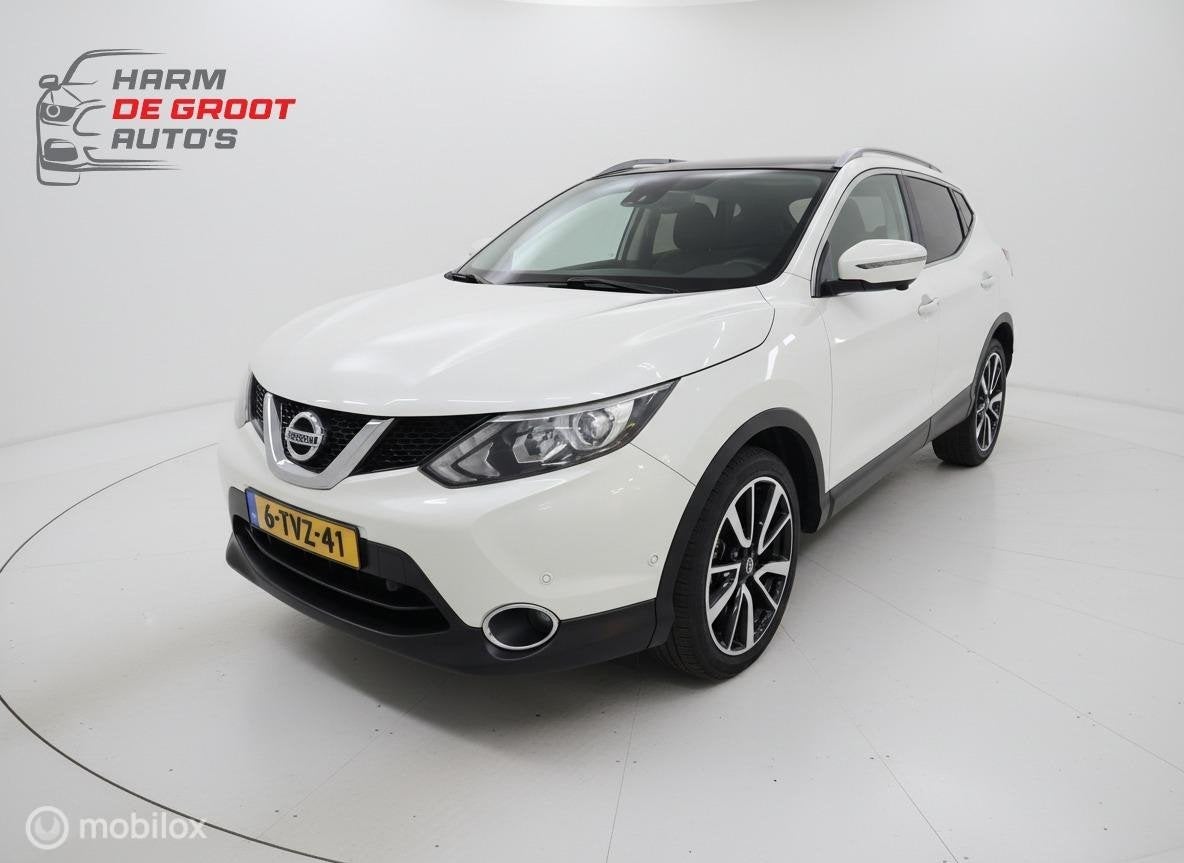 Nissan Qashqai 1.2 Premier Edition/Pano/Cruise/360' camera, Voorwielaandrijving, Euro 5, Gebruikt, 4 cilinders
