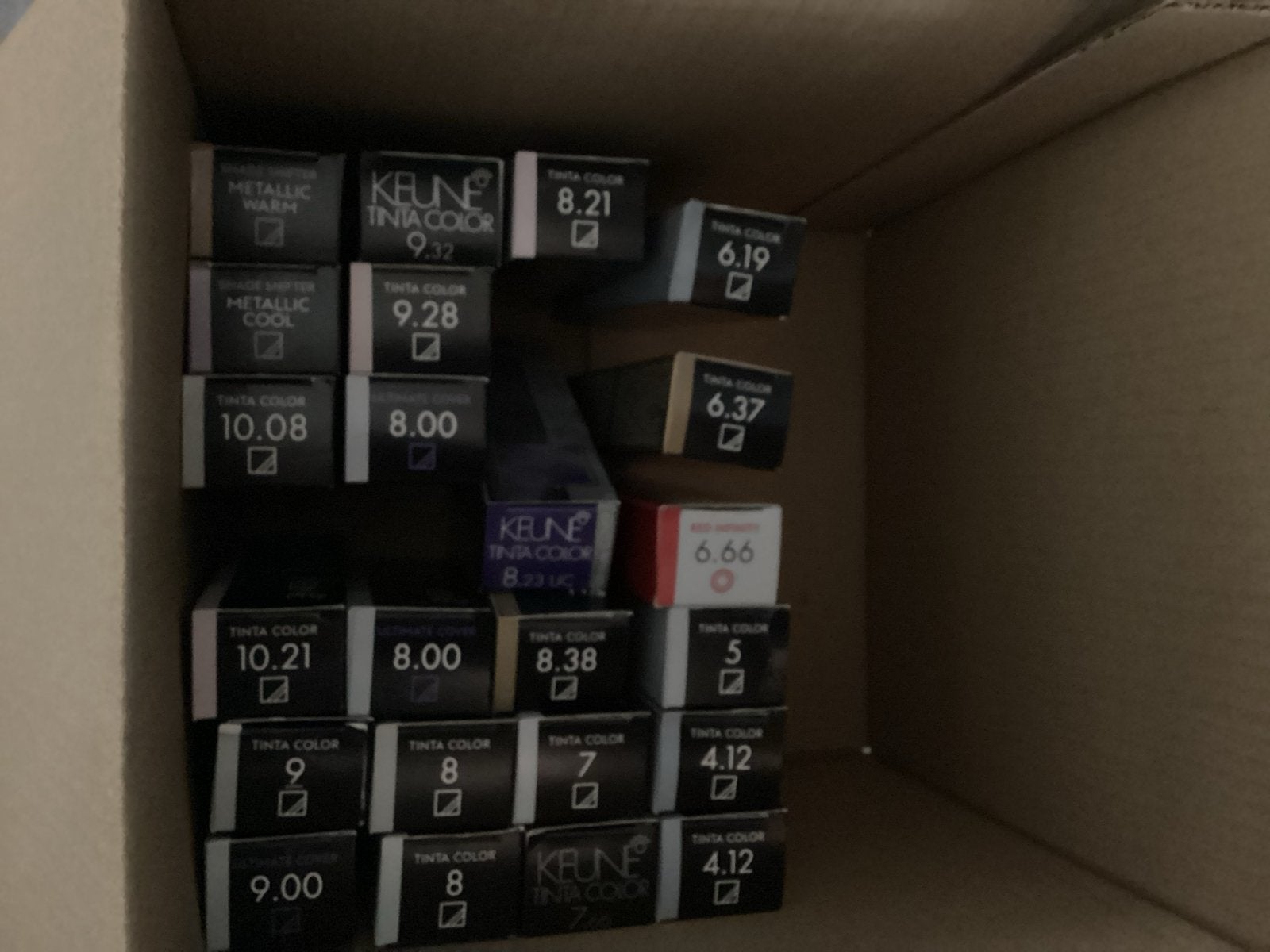 Keune Tinta  Haarverf - 21 nieuwe tubes 125€  in één koop!, Ophalen of Verzenden, Nieuw, Overige typen