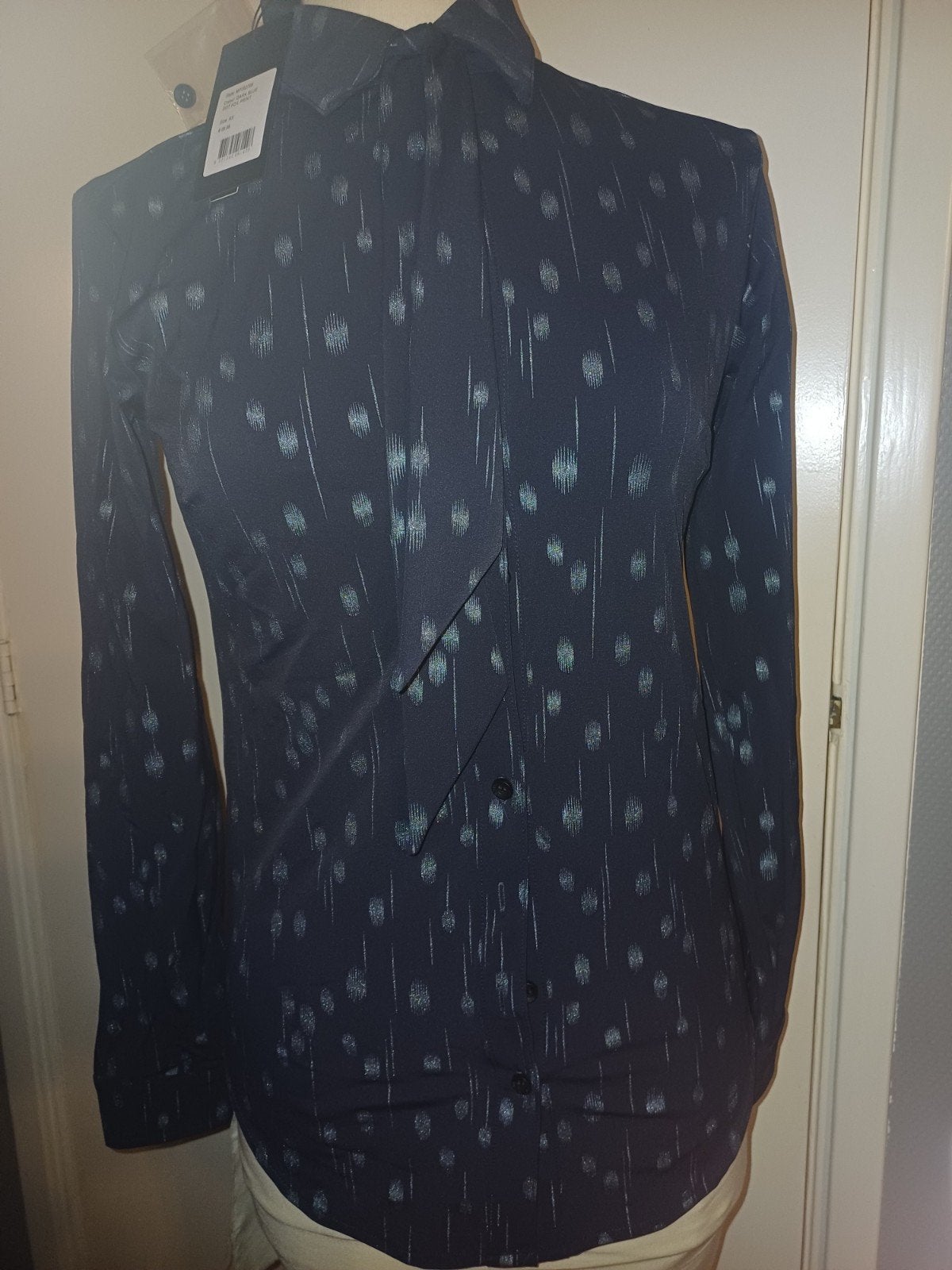 Mi piace travel blouse XS Dark blue dot foil print, Kleding | Dames, Mp, Mp, Blauw, Nieuw