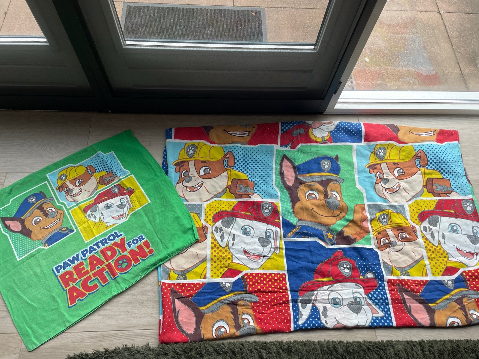 Paw Patrol dekbedovertrek en kussensloop, Gebruikt, Overige merken, Meerkleurig, Dekbedovertrek