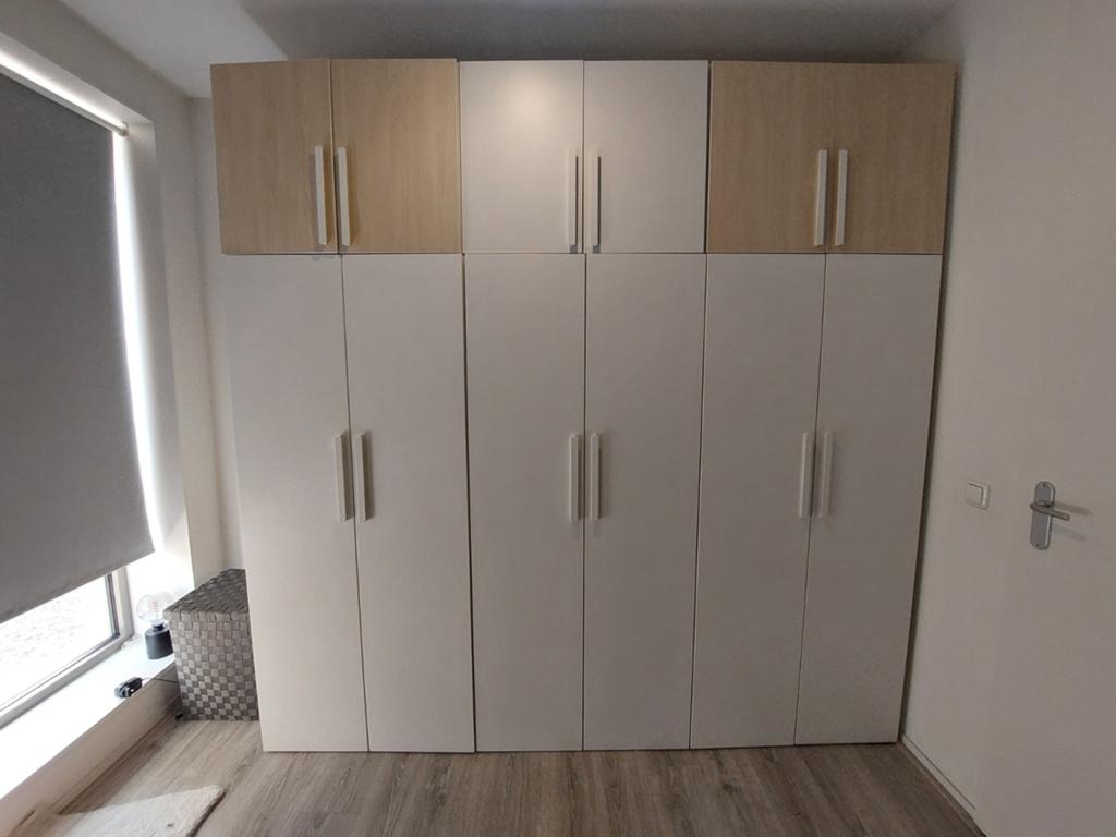 Kledingkasten, driedelig plus losse bovenkasten, Gebruikt, 200 cm of meer, 50 tot 100 cm, 50 tot 75 cm