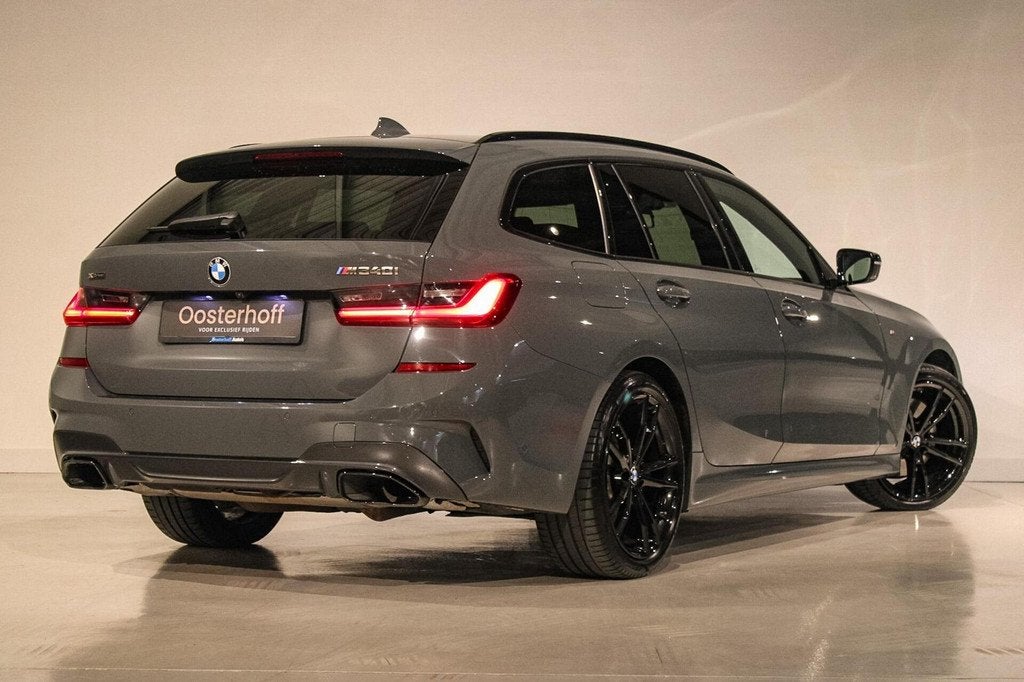 BMW 3-serie Touring M340i xDrive High Executive INDIVIDUAL, Automaat, Gebruikt, Vierwielaandrijving, 2998 cc