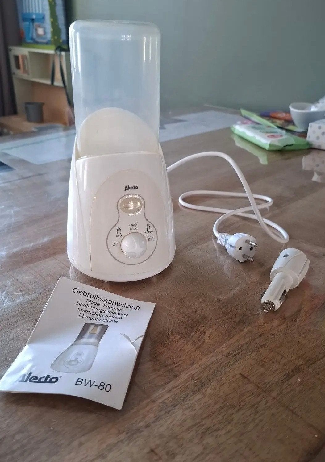 Alecto BW-80 Flessenwarmer met autolader, Ophalen of Verzenden, Zo goed als nieuw