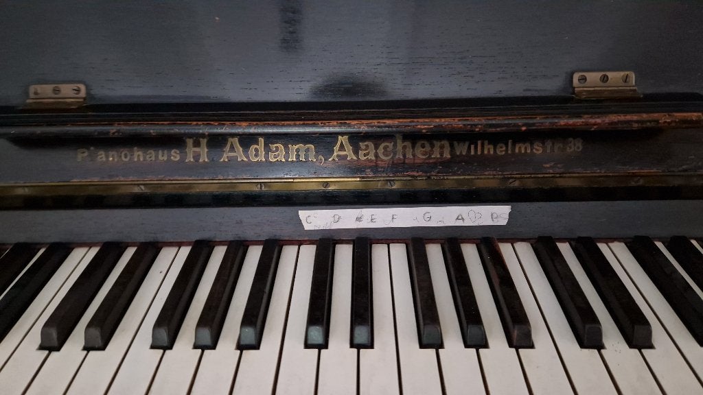 Foto 4 van Piano