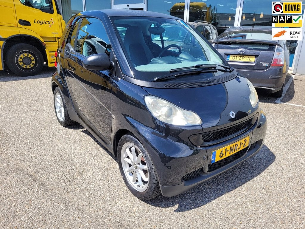 Smart Fortwo coupé 1.0 mhd Pure AIRCO, Auto's, Smart, Automaat, Euro 5, Gebruikt, 18 €/maand