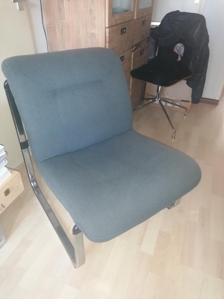 Vintage Fauteuil Wol Antraciet Kleurig met Slee Frame, Ophalen, Vintage, 75 tot 100 cm, Zo goed als nieuw