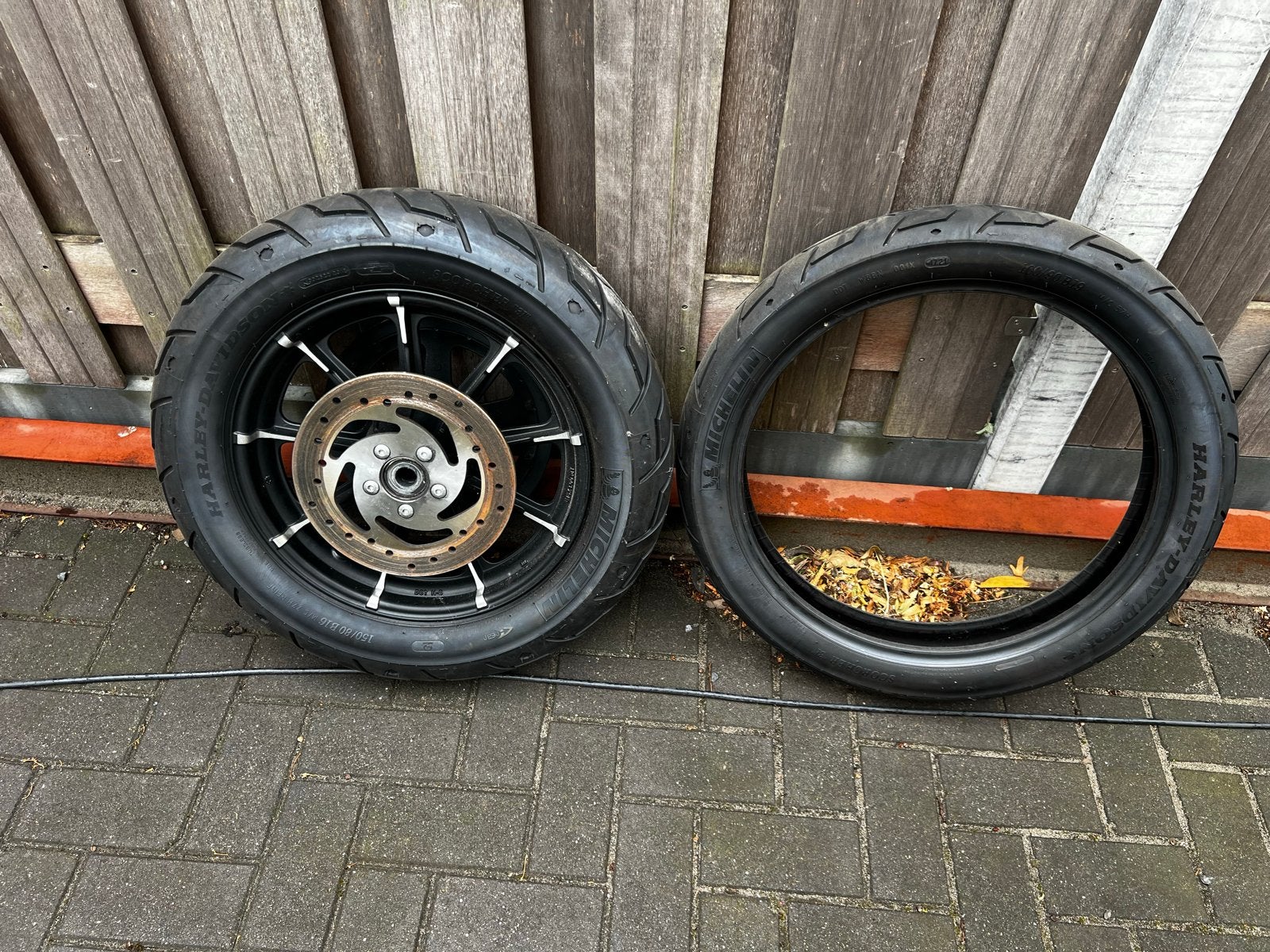 Harley-Davidson motorfiets wielen met banden, Gebruikt, Ophalen of Verzenden, Harely, Harley