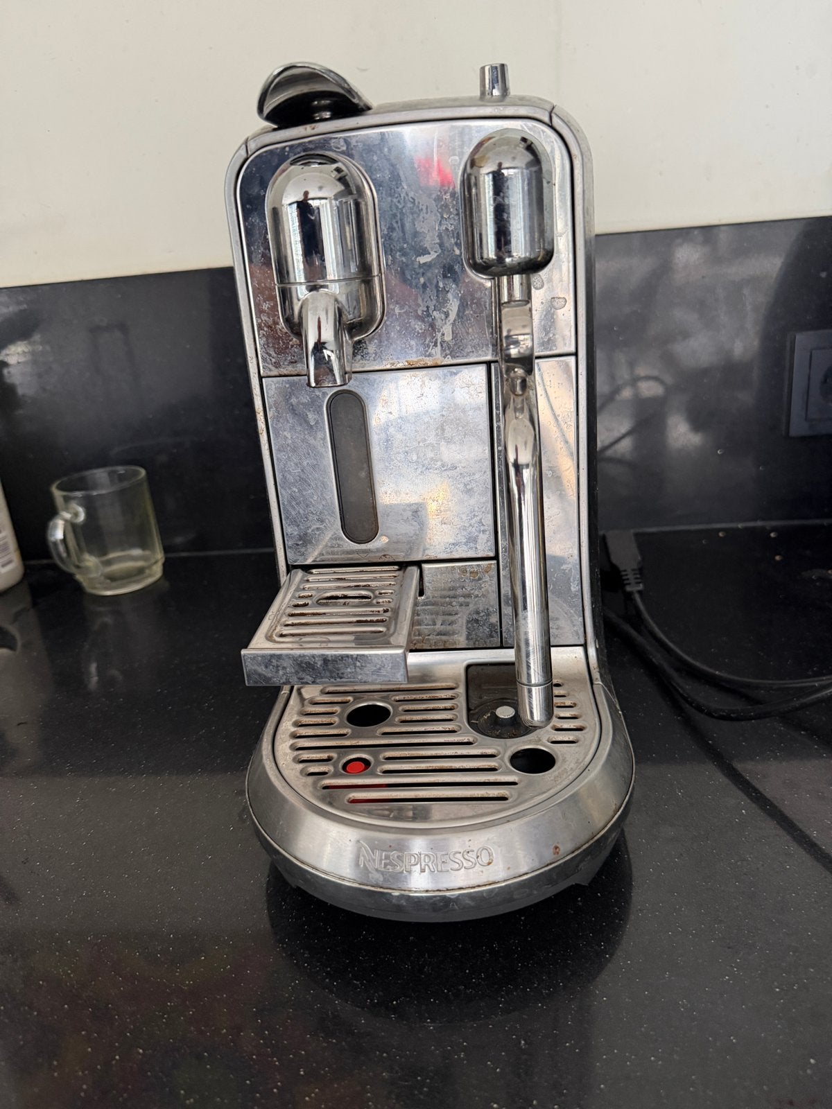 Sage Nespresso Creatista Plus - lekt langs cups, Witgoed en Apparatuur, Koffiezetapparaten, Koffiemachine, Ophalen of Verzenden