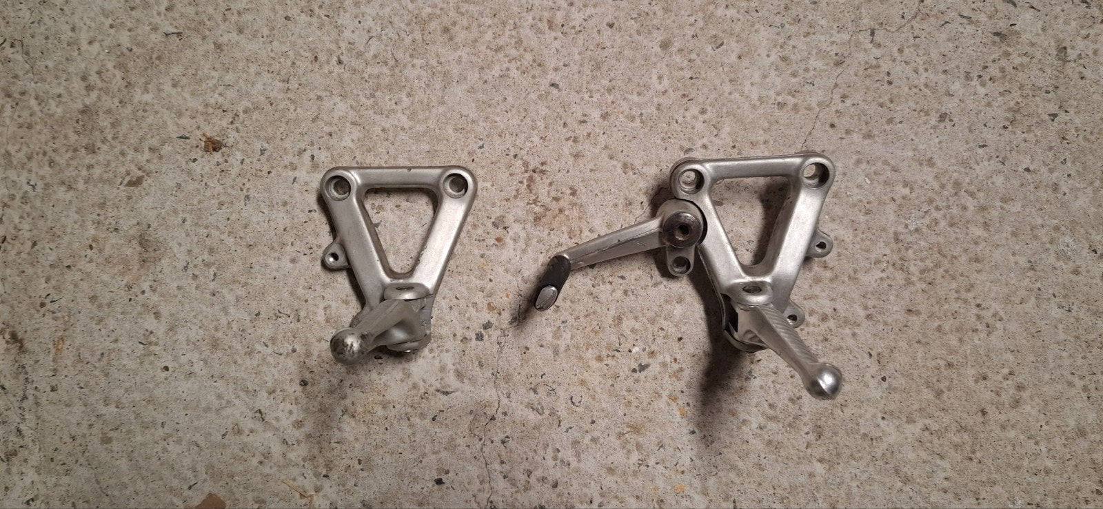 Ducati 748 916 996 998, Motoren, Ophalen