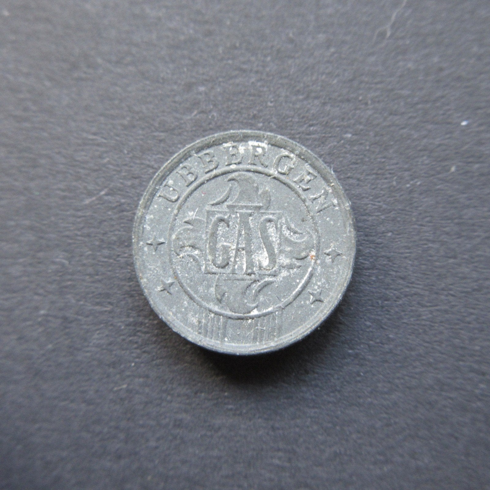 10 Gas 1942 Ubbergen Gasmunt Zink WW2 (02), Verzamelen, Verzenden, Overige soorten, Nederland, Overige typen