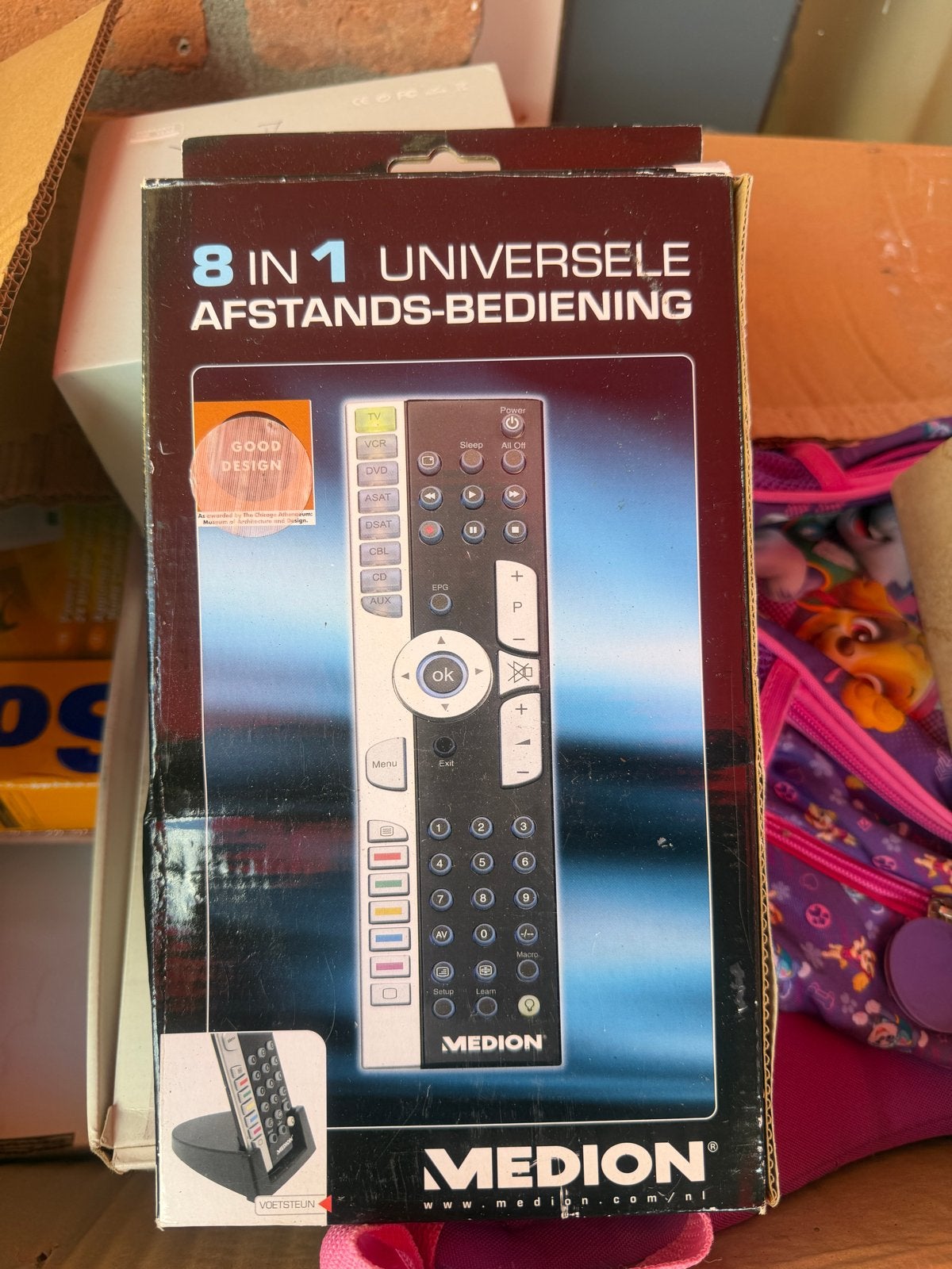 Medion 8-in-1 Universele Afstandsbediening met Voetsteun, Ophalen of Verzenden, Nieuw, Universeel, Dvd